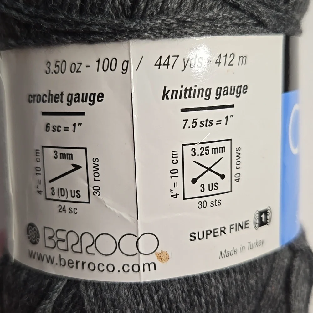 NWT Berroco Comfort Sock Sock Weight Grey Gray Yarn 50/50 Nylon Acrylic Blend